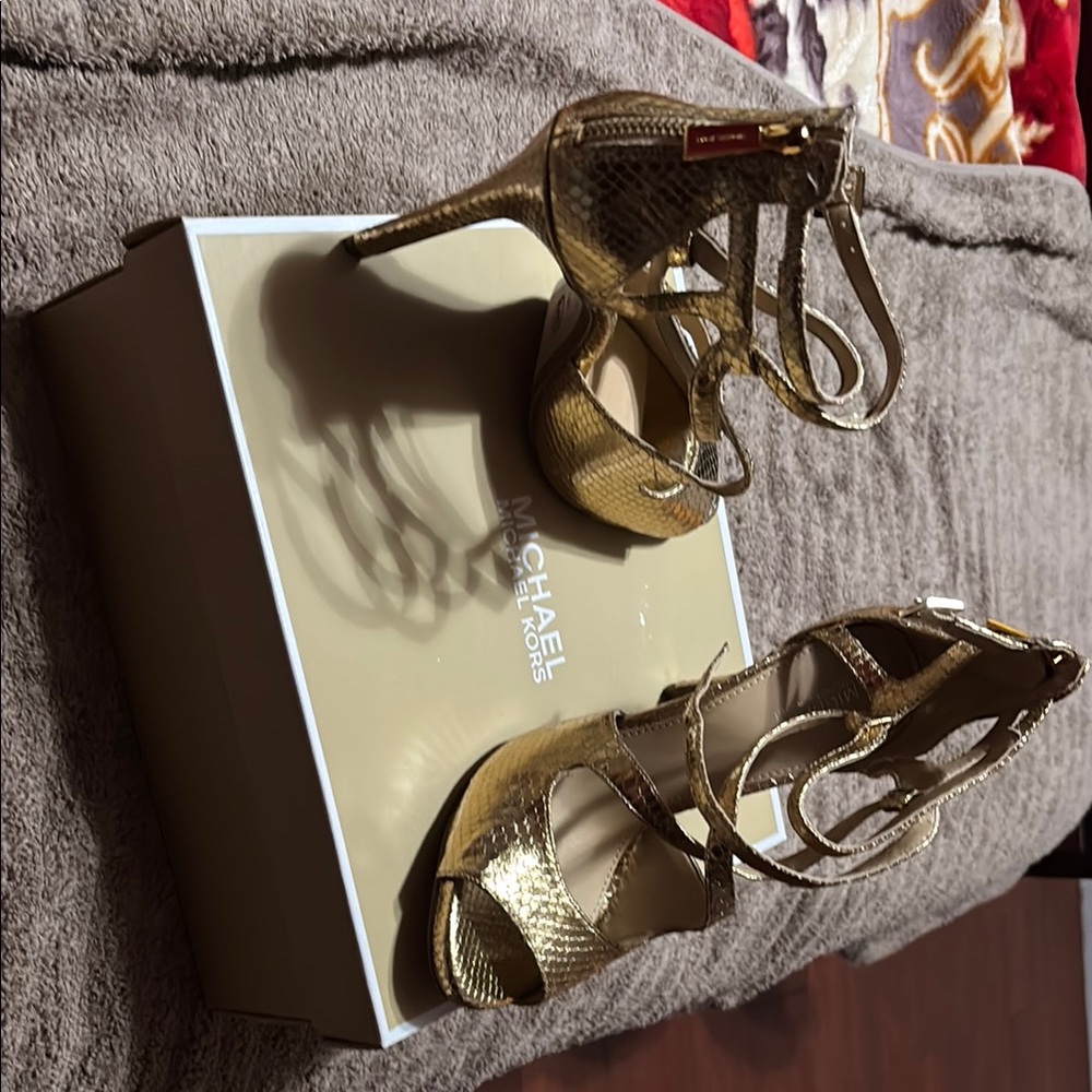 Michael Kors Gold Glamour Heels